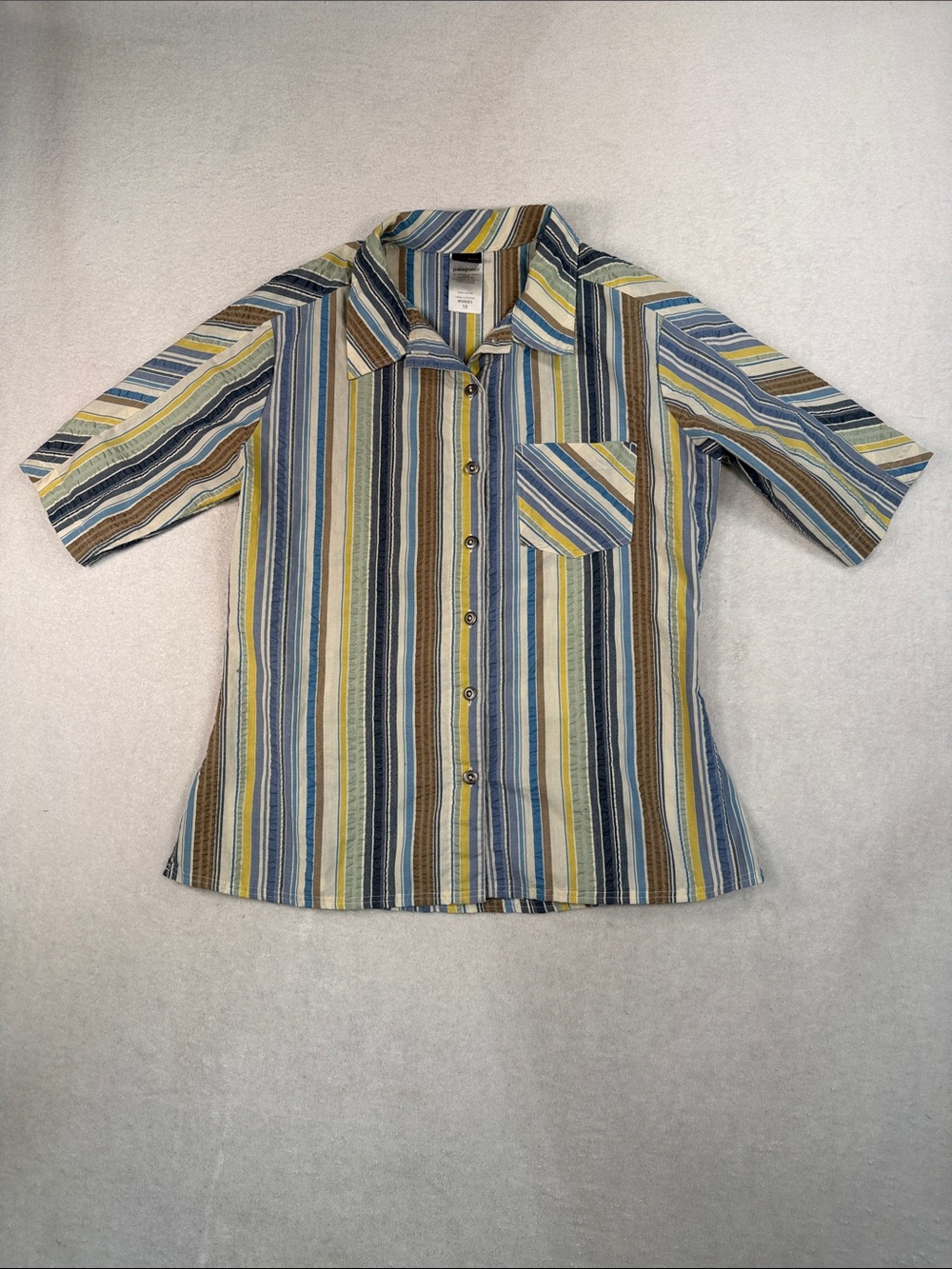 Vintage Patagonia Puckerware Seersucker Button Down Short Sleeve Striped Shirt